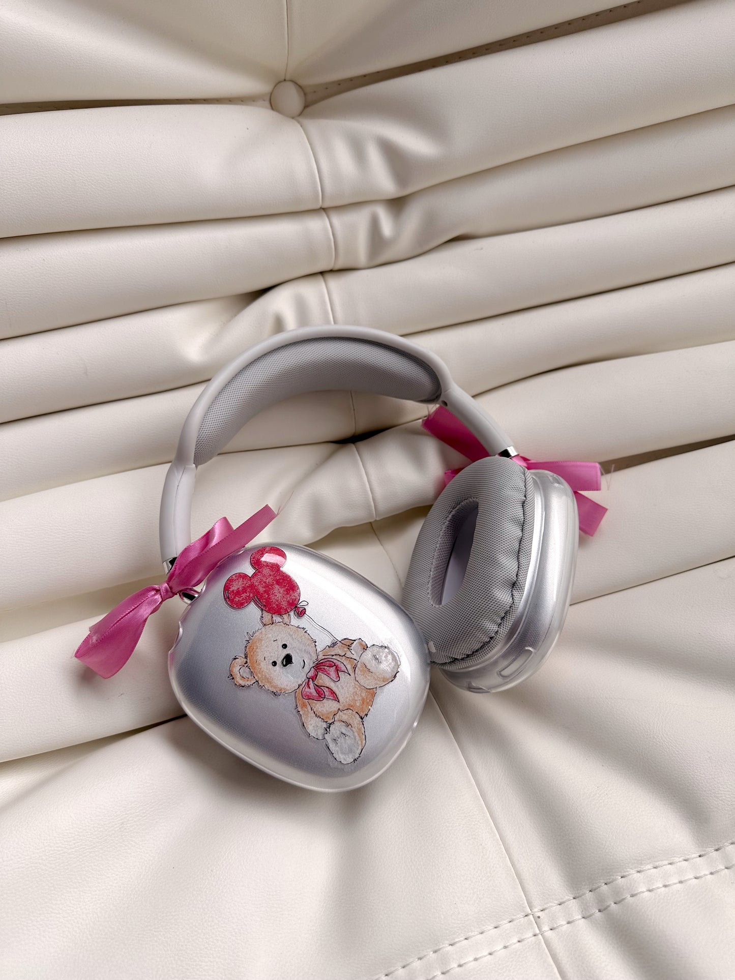 Happily ever Bear AirPods Max Cover
